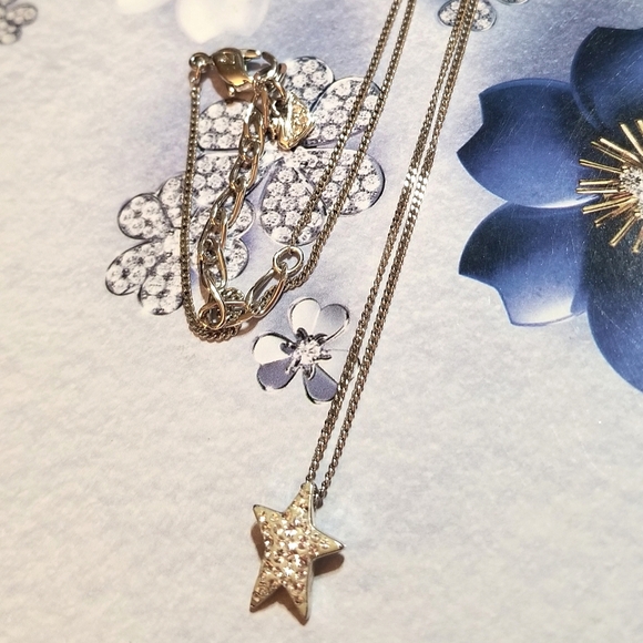 Swarovski signed Star Crystal Pendant Necklace - Picture 4 of 6
